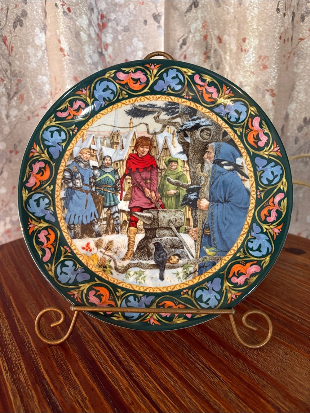 “Arthur Draws the Sword” collector plate